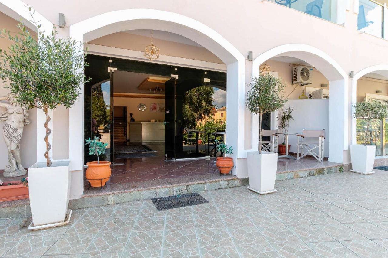 Porto Marina Aparthotel جوفيا المظهر الخارجي الصورة