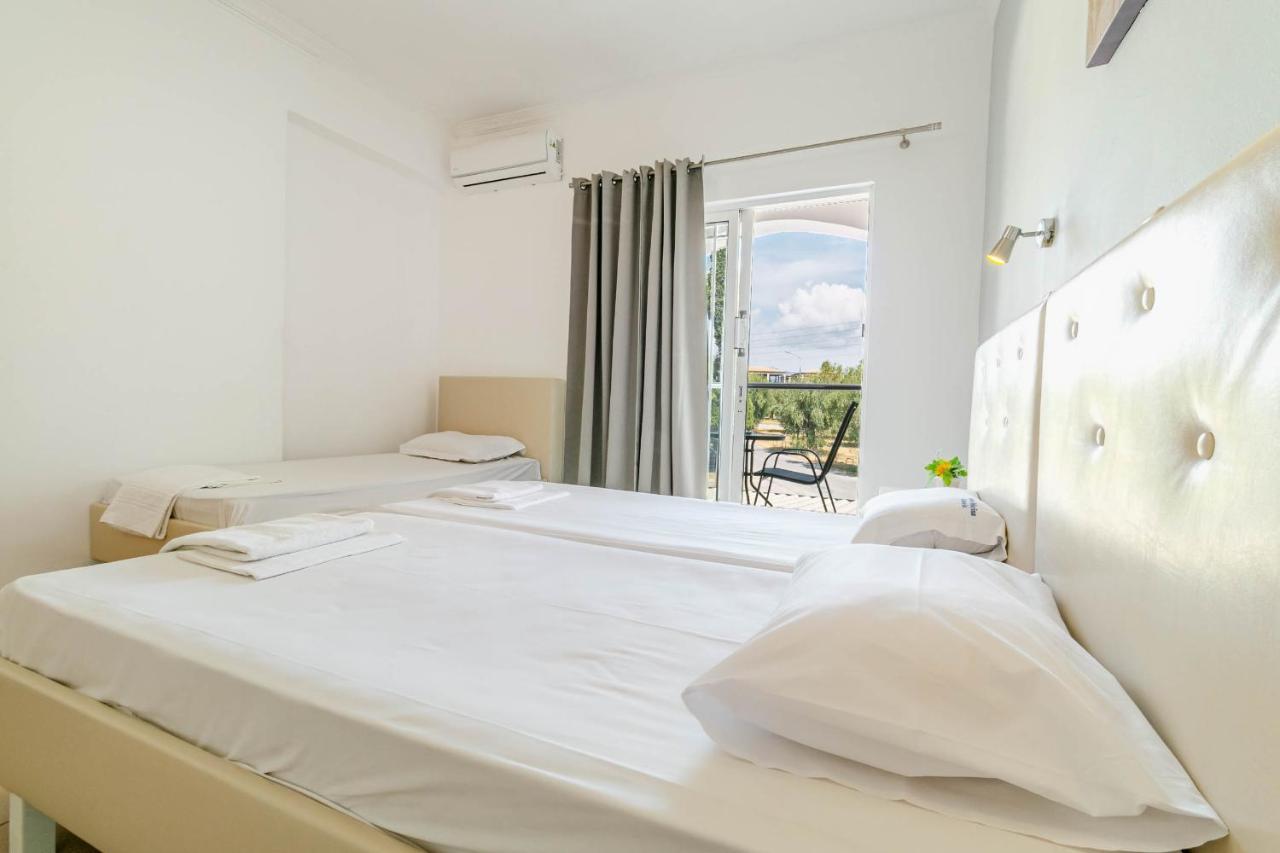 Porto Marina Aparthotel جوفيا المظهر الخارجي الصورة